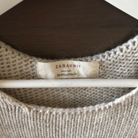 Zara Knit Sweater - Picture 2 of 3